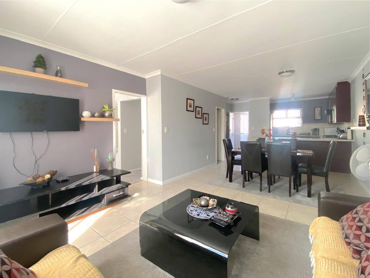 Property photograph 4